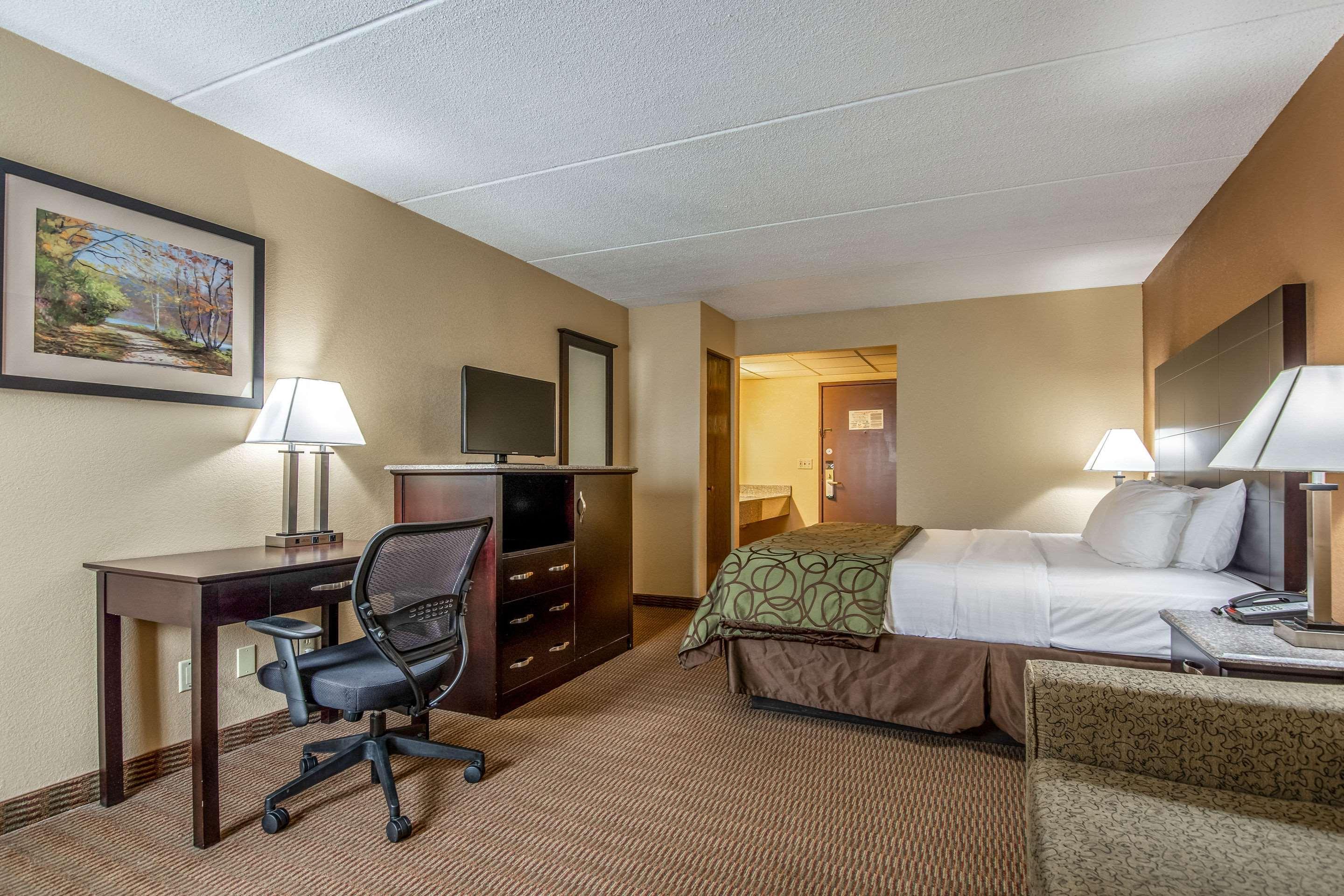 Quality Inn Tully I-81 Εξωτερικό φωτογραφία