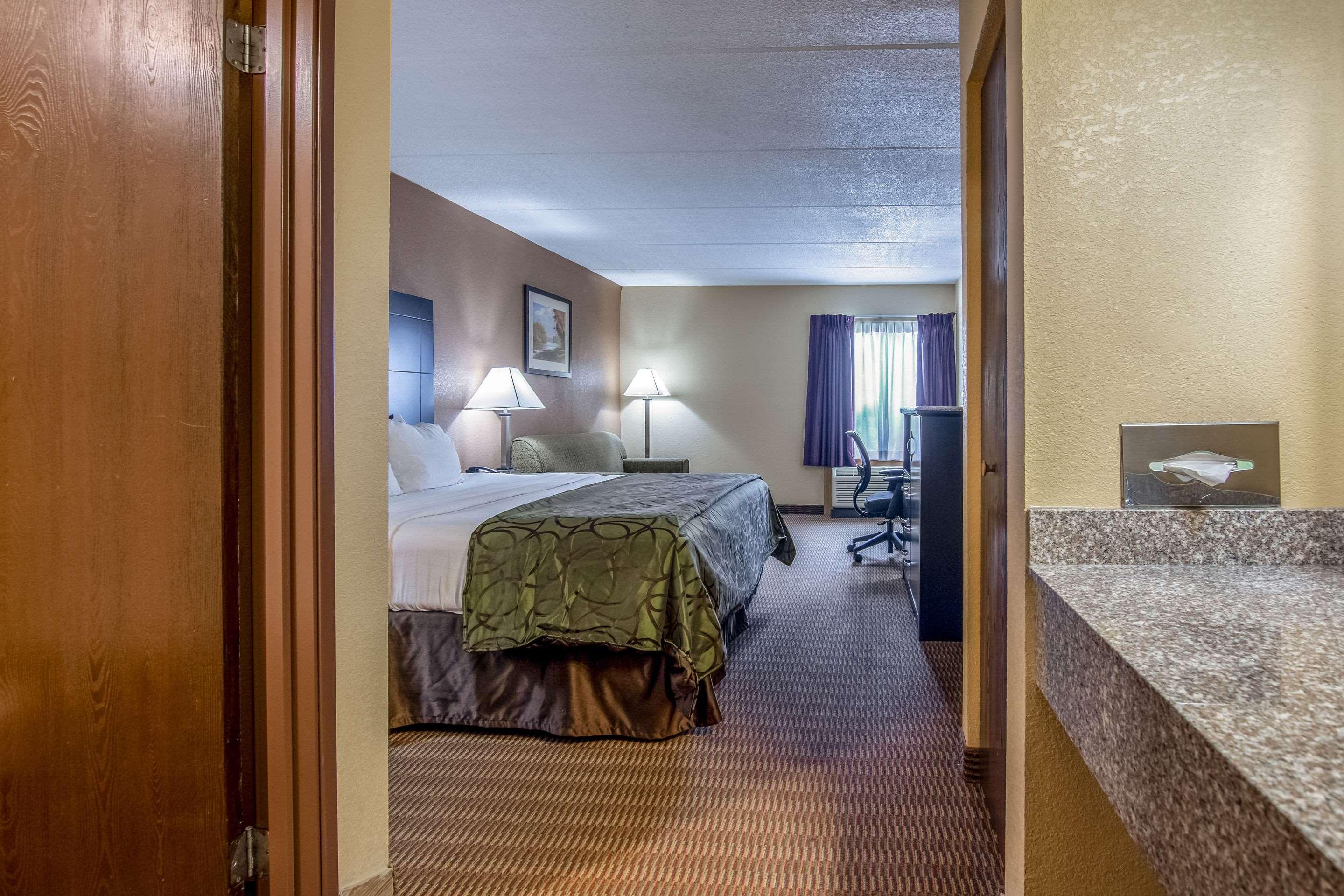 Quality Inn Tully I-81 Εξωτερικό φωτογραφία