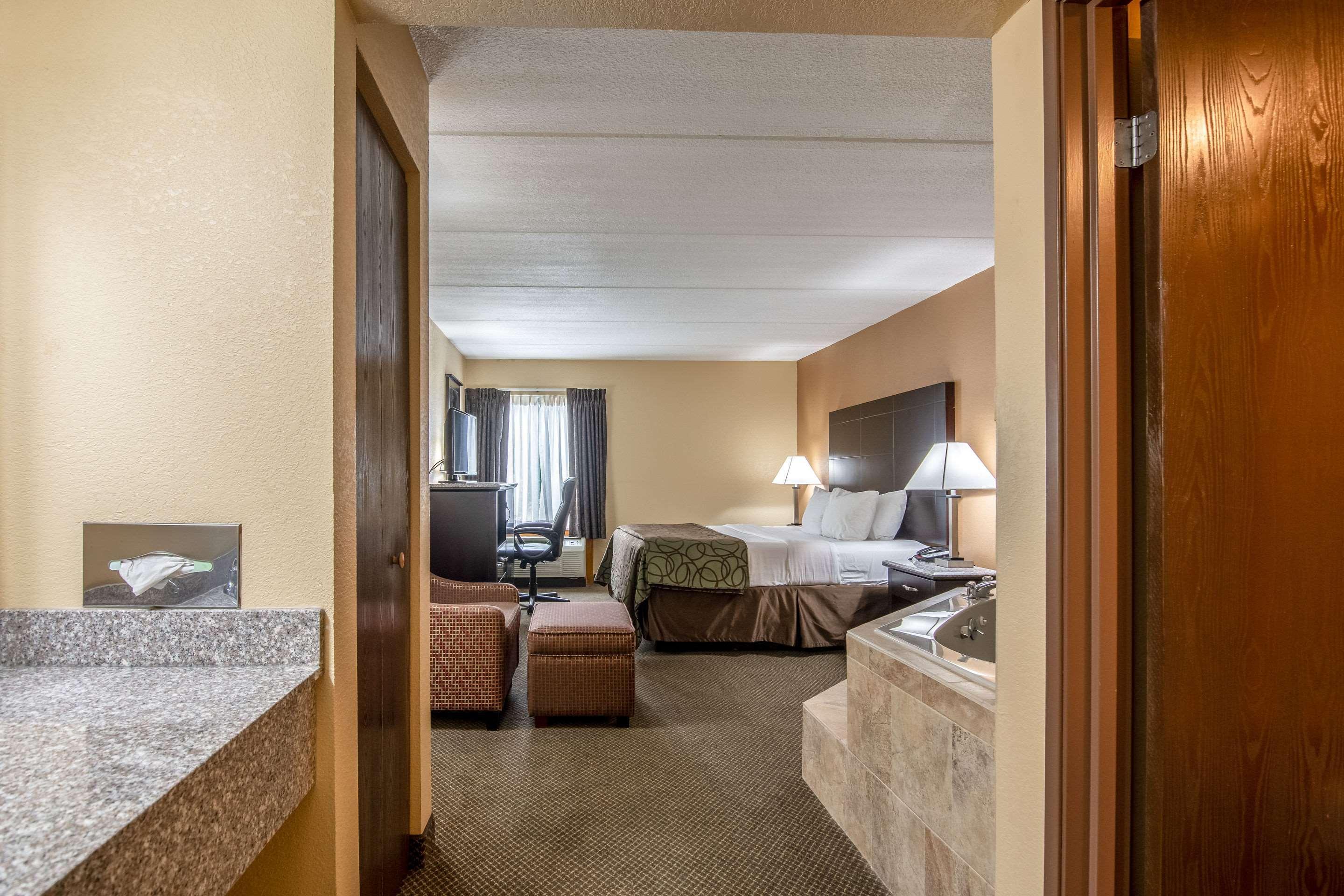 Quality Inn Tully I-81 Εξωτερικό φωτογραφία