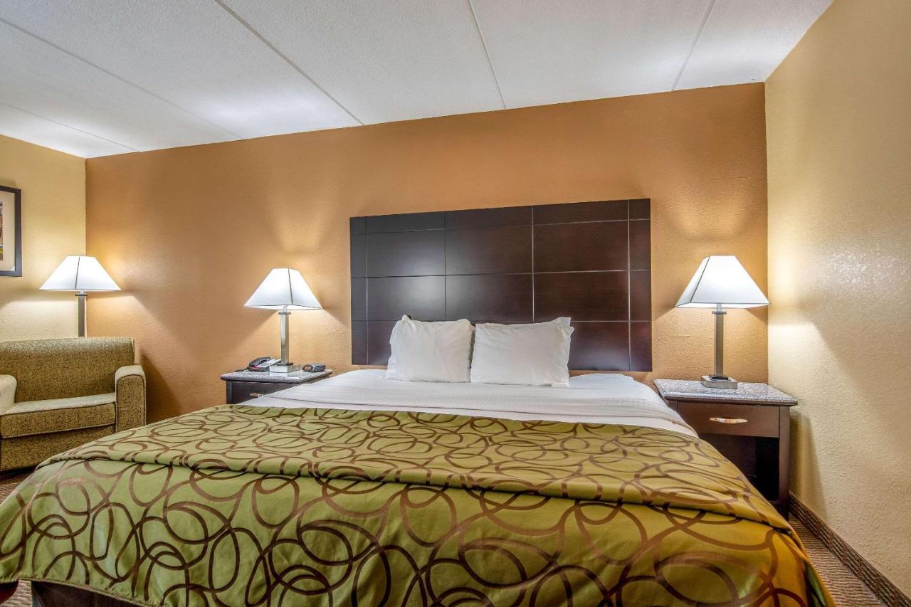 Quality Inn Tully I-81 Εξωτερικό φωτογραφία