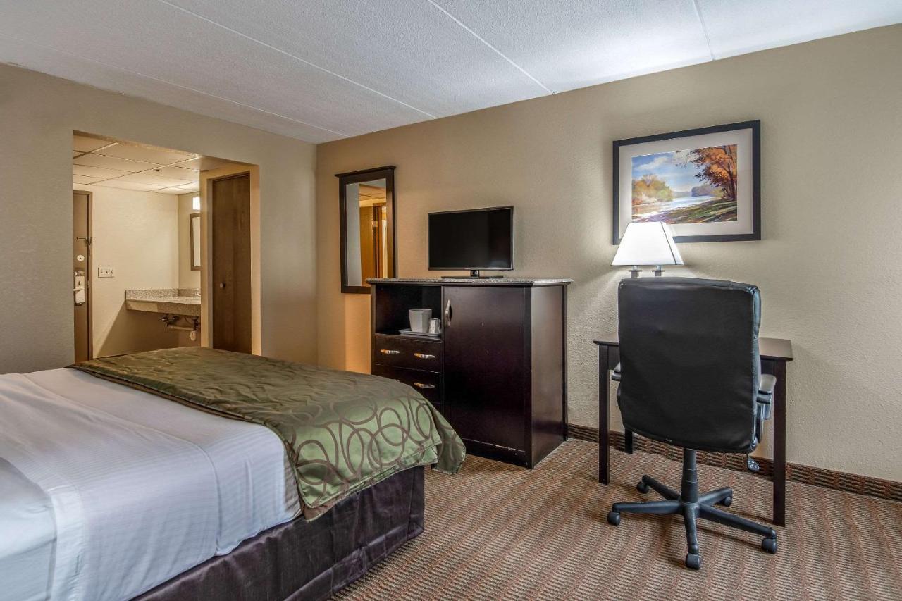Quality Inn Tully I-81 Εξωτερικό φωτογραφία